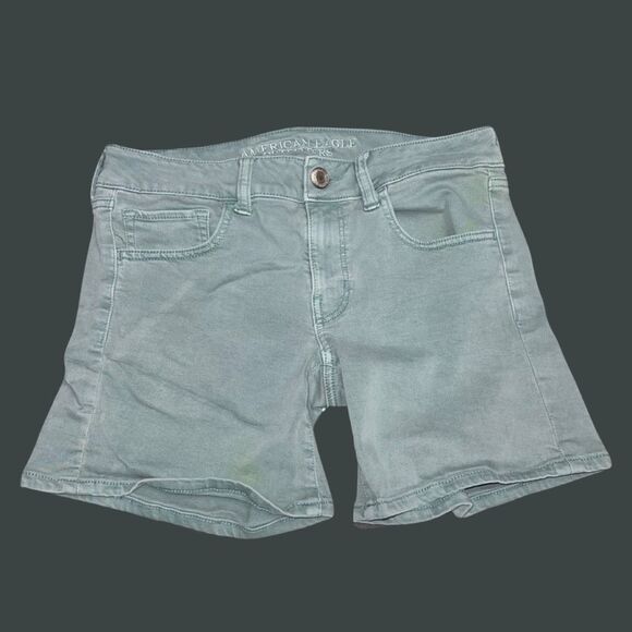 American Eagle MIDI Stretch Green Twill Shorts Size 12 - Picture 1 of 6